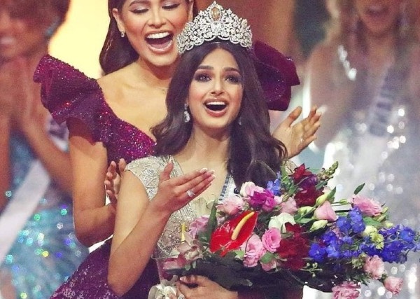 ভারতের সিন্ধু জিতলেন মিস ইউনিভার্স